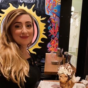 Meet your Posher, Brooke